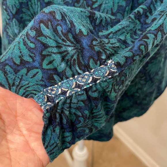 Lucky Brand top - Picture 3 of 5